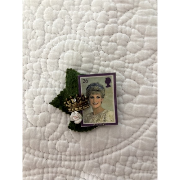 Vintage Princess Diana Decorative Pen With Crown And Flower - Picture 1 of 3